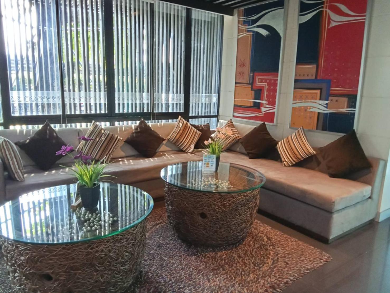 Huern Nana Jomsawan Hotel Phrae Luaran gambar
